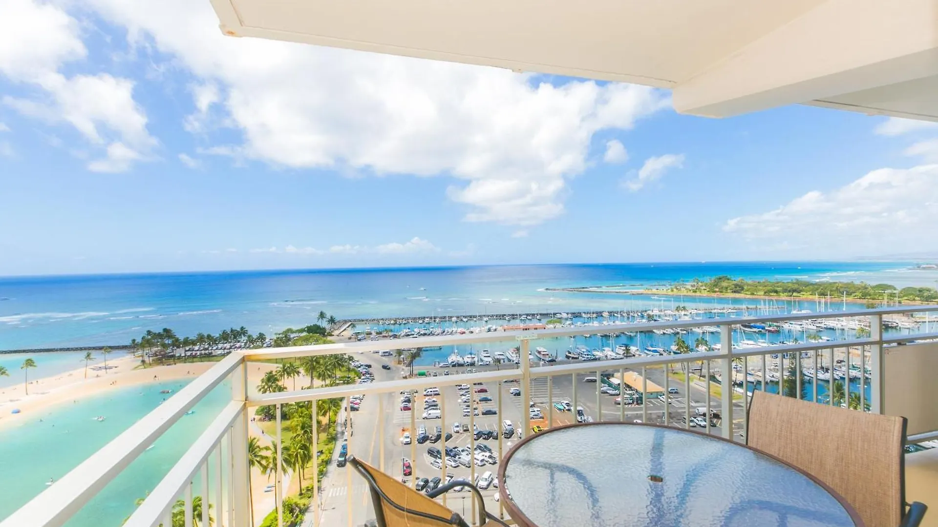 Ilikai Tower 1744 Yacht Harbor View 2Br Apartment Honolulu
