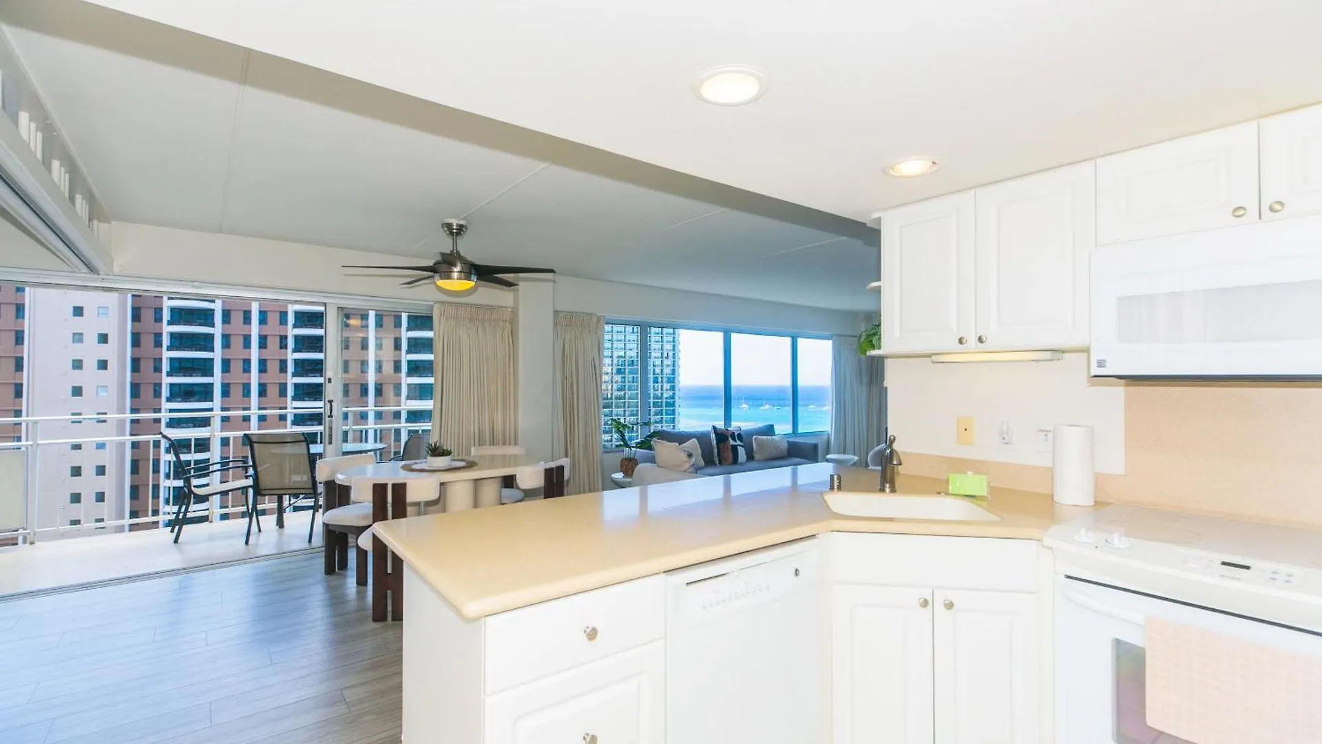 Ilikai Tower 1744 Yacht Harbor View 2Br Apartment Honolulu United States